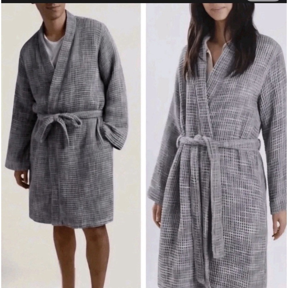 Parachute Unisex Waffle Robe Gray Medium 100% Cotton Bathrobe Read Description